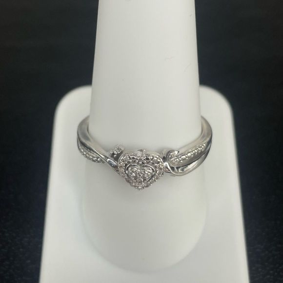 Sterling Silver Bridal Band 1/4 CTTW - Picture 5 of 15